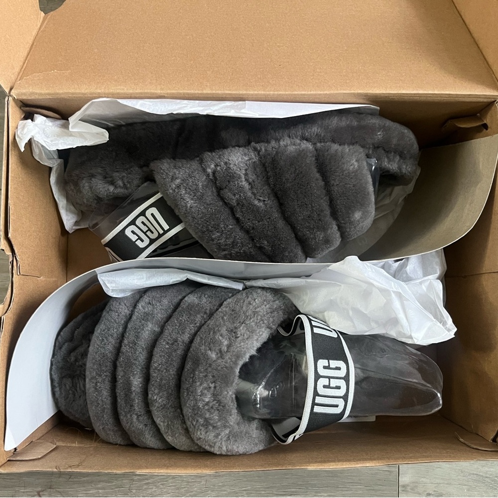 UGG Fluffy Gray Slippers